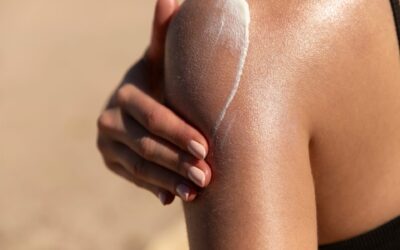 Comment bien préparer sa peau au soleil : les conseils de votre pharmacie